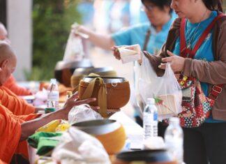 7 ข้อควรปฏิบัติในวันสงกรานต์ หรือวันปีใหม่ไทย