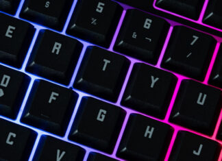 ซิงก์ไฟ RGB ข้ามแบรนด์: ความจริงที่ผู้ผลิตไม่เคยบอก และทางออกที่คน DIY ควรลอง ซิงก์ไฟ RGB ข้ามแบรนด์: ความจริงที่ผู้ผลิตไม่เคยบอก และทางออกที่คน DIY ควรลอง